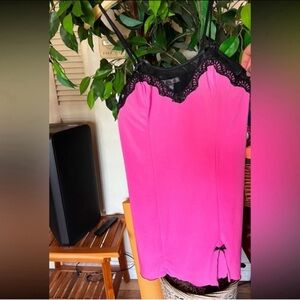 Linea Donatella Fuchsia and Black Lace Chemise